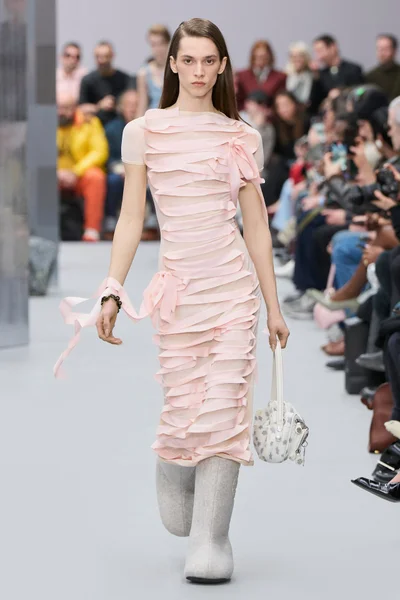 Look 26